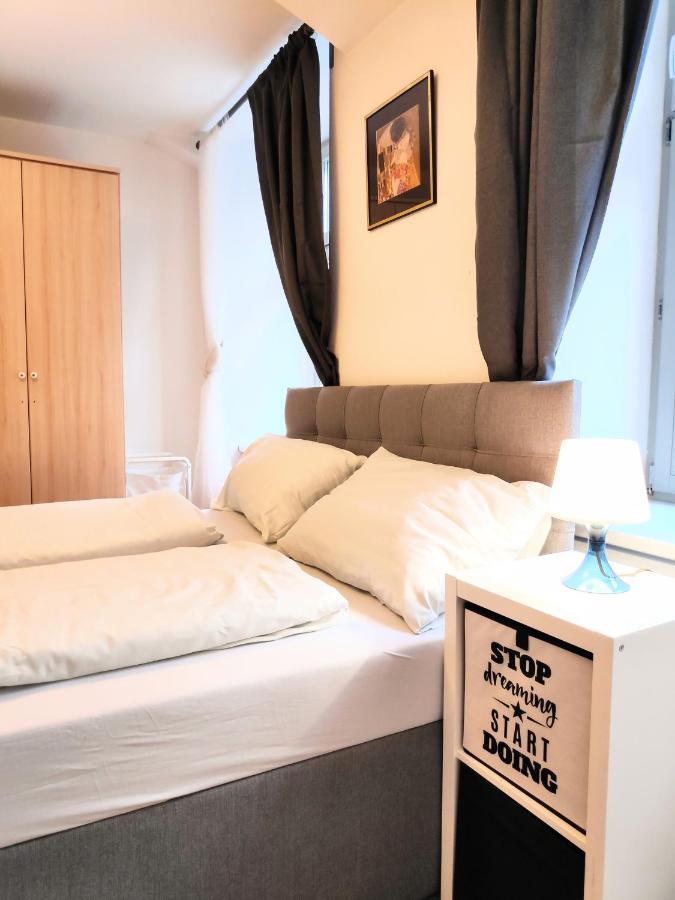 Nd Exquisites Wundervolles Ruhiges Terrassenapartment Mit Garage Vienna Exterior photo
